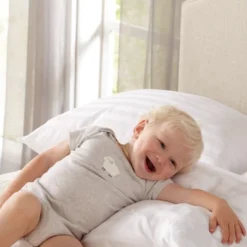 Great Bay Home 8 Pack Allergy Free Microfiber Pillow Protector Jumbo / Queen -Bedding Promotion GUEST 07566cbf bca2 47a2 b667 9a2792e8b7d2