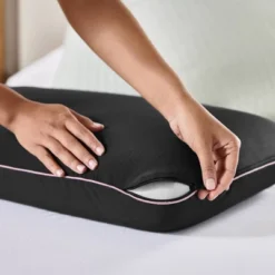 Night Sky Gel Memory Foam Bed Pillow - Nüe By Novaform -Bedding Promotion GUEST 2d354fe8 b428 4723 987c 3cc989d51a54