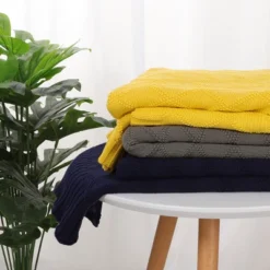 PiccoCasa 100% Cotton Knit Throw Blanket Soft Lightweight Decorative Knitted Blankets -Bedding Promotion GUEST 373f4aea ad85 42d8 8bcc 82ccfb193e1e