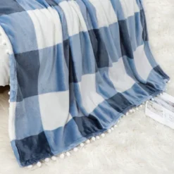 PiccoCasa Flannel Pom-Pom Tartan Checkered Fleece Throw Blanket 1Pc -Bedding Promotion GUEST 6122c0be 4e89 43e4 90fb fc0c4ab00dde