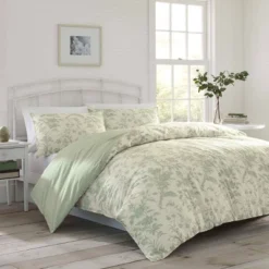 Natalie Reversible Duvet Cover Set Mint - Laura Ashley