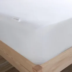 Perfect Protection Cool Touch Mattress Protector - Allerease -Bedding Promotion GUEST 96b4e1b0 1557 4199 91c5 284ec26cd26c