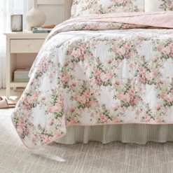 Joyce Cotton Quilt & Sham Set Pink - Laura Ashley 14 Joyce Cotton Quilt & Sham Set Pink - Laura Ashley -Bedding Promotion GUEST bfa4553f e396 4e15 8716 88d8252e6d6b