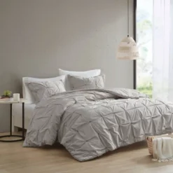 Masie Elastic Embroidered Comforter Set