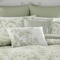 Natalie Reversible Duvet Cover Set Mint - Laura Ashley -Bedding Promotion GUEST d05f5c82 d759 497d ba9c d0e3f18d4390