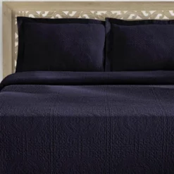 Medallion Jacquard Matelasse Cotton Bedspread Set By Blue Nile Mills 11 Medallion Jacquard Matelasse Cotton Bedspread Set By Blue Nile Mills -Bedding Promotion GUEST df1b0288 1ede 4d7a 8c95 1ff2a13f2149