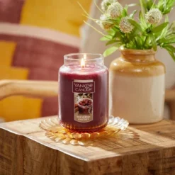 Cranberry Chutney 22oz Original Large Jar - Yankee Candle -Bedding Promotion GUEST e5d13d4d c318 4dfa a3d7 a134e4a3d212