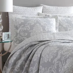 Venetia Reversible Quilt Set - Laura Ashley 8 Venetia Reversible Quilt Set - Laura Ashley -Bedding Promotion GUEST f504ac58 1cec 4beb 8ce1 b85a5464e06c