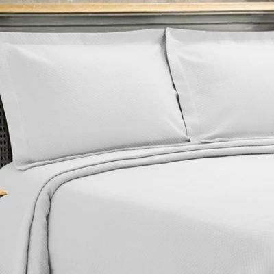 Geometric Rustic Traditional Raised Jacquard Matelasse Cotton Diamond Solitaire 3-Piece Bedspread Set By Blue Nile Mills 4 Geometric Rustic Traditional Raised Jacquard Matelasse Cotton Diamond Solitaire 3-Piece Bedspread Set By Blue Nile Mills - Image 2